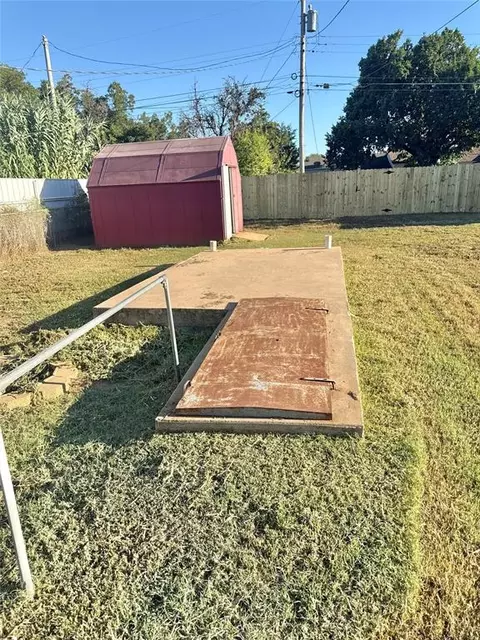 Other - 1020 E Walnut St, Altus, OK 73521 photo 5 of 5