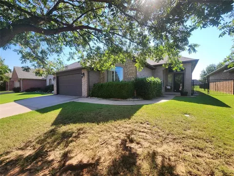 15925 Traditions Blvd, Edmond, OK 73013