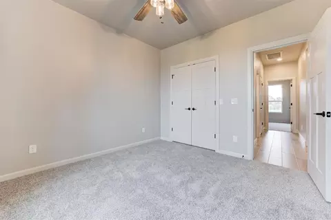 Bedroom - 3003 Pescara Dr, Norman, OK 73071 photo 6 of 10