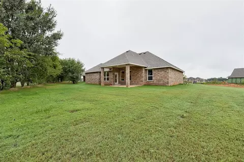 Exterior - 3003 Pescara Dr, Norman, OK 73071 photo 5 of 5