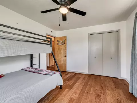 Bedroom - 406 S Pine St, Crescent, OK 73028 photo 8 of 8