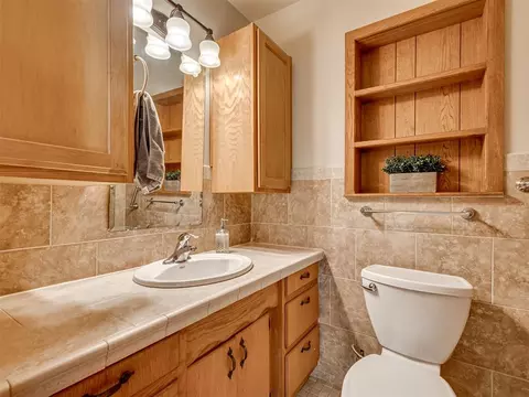 Bath - 406 S Pine St, Crescent, OK 73028 photo 1 of 4