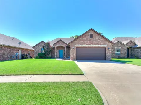 3001 San Juan Trl, Moore, OK 73160