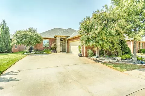 10239 Kingston Way, Oklahoma City, OK 73120