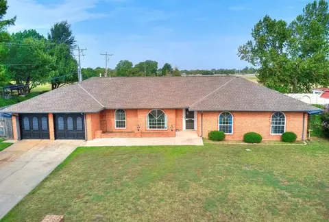 11613 Hastings Ave, Yukon, OK 73099