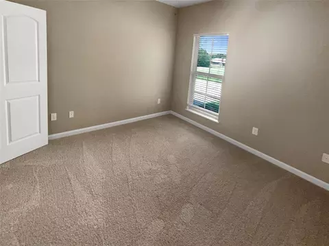 Bedroom - 8 Summit Rd, Guthrie, OK 73044 photo 2 of 4