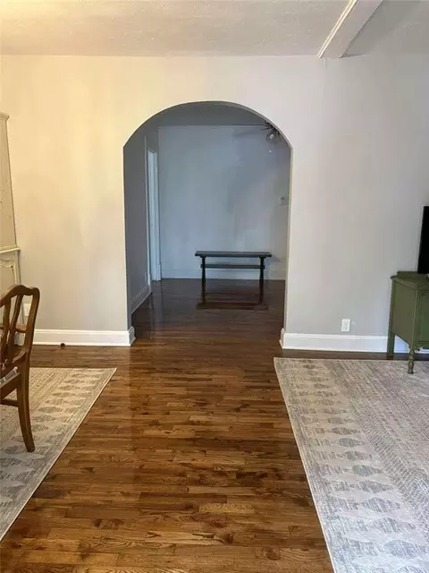 Entry Way - 1219 E Oklahoma Ave, Guthrie, OK 73044 photo 1 of 1