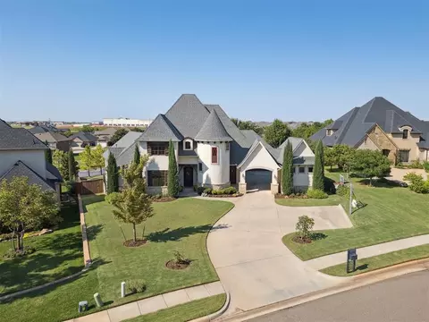 3513 NW 175th St, Edmond, OK 73012