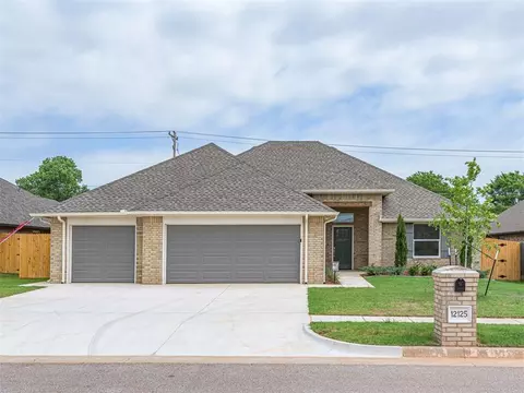 12125 SW 45th Ter, Mustang, OK 73064
