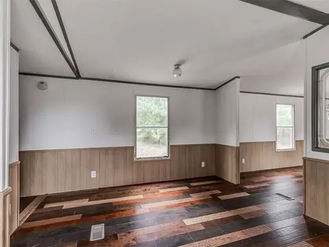Living - 21236 SE 129th St, Mcloud, OK 74851 photo 10 of 10