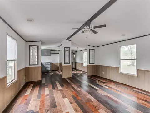 Living - 21236 SE 129th St, Mcloud, OK 74851 photo 1 of 10