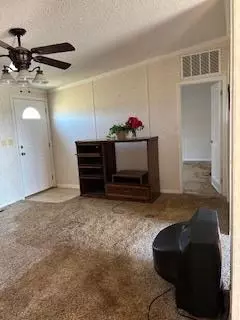 Living - 3950 E Camp Dr, Guthrie, OK 73044 photo 1 of 3