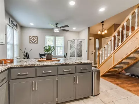 Kitchen - 804 Ash Ct, Norman, OK 73072 photo 4 of 4