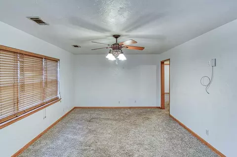 Living - 19 Circle Dr, Chickasha, OK 73018 photo 1 of 2