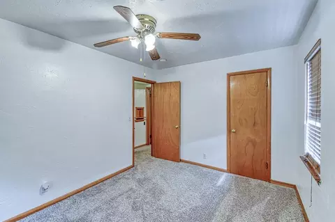 Bedroom - 19 Circle Dr, Chickasha, OK 73018 photo 6 of 6