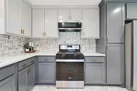 Kitchen - 127 E Hayes St, Norman, OK 73069 photo 2 of 2