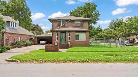 702 S Ponca Ave, Norman, OK 73071