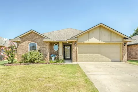 317 Tecumseh Meadows Dr, Norman, OK 73069