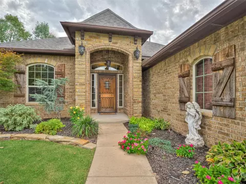 17113 Avila Ln, Oklahoma City, OK 73170