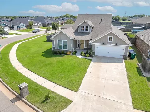 13200 SW 6th St, Yukon, OK 73099