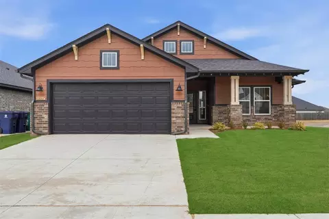 13317 SW 8th St, Yukon, OK 73099