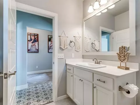 Bath - 1417 Atalon Dr, Moore, OK 73160 photo 2 of 9