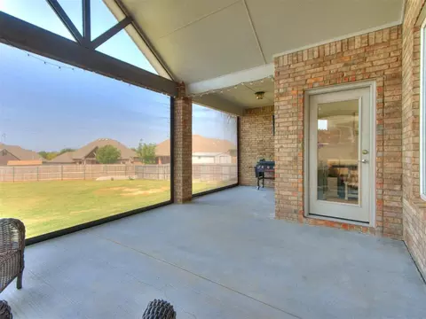 Exterior - 1417 Atalon Dr, Moore, OK 73160 photo 5 of 8