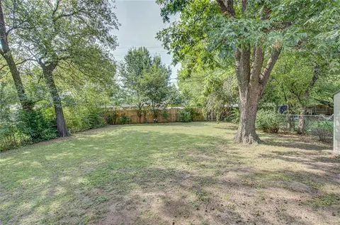 Exterior - 806 Denison Dr, Norman, OK 73069 photo 7 of 7