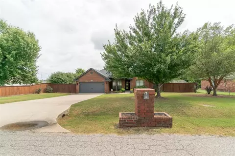 310 Hisel Rd, Del City, OK 73115