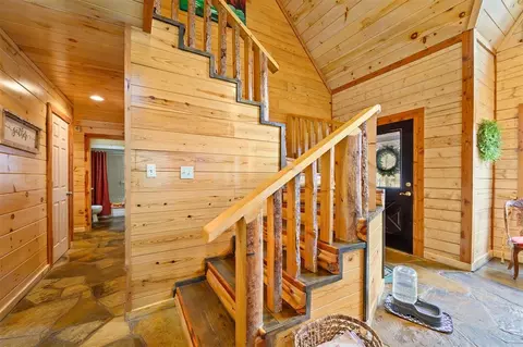 Entry Way - 263 Orca Rd, Broken Bow, OK 74728 photo 1 of 2