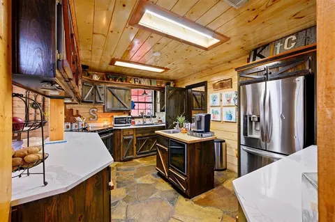 Kitchen - 263 Orca Rd, Broken Bow, OK 74728 photo 1 of 6