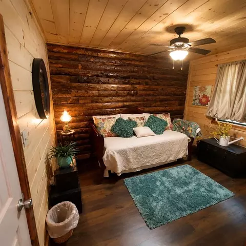 Bedroom - 263 Orca Rd, Broken Bow, OK 74728 photo 5 of 5
