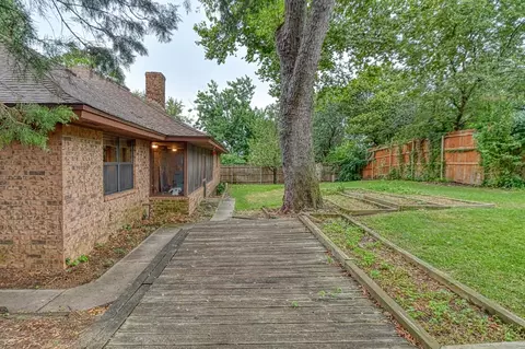 2101 Riverside Dr, Norman, OK 73072 photo 46