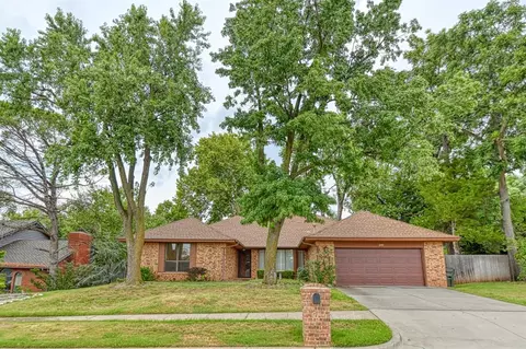 2101 Riverside Dr, Norman, OK 73072
