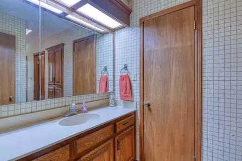 2101 Riverside Dr, Norman, OK 73072 photo 12