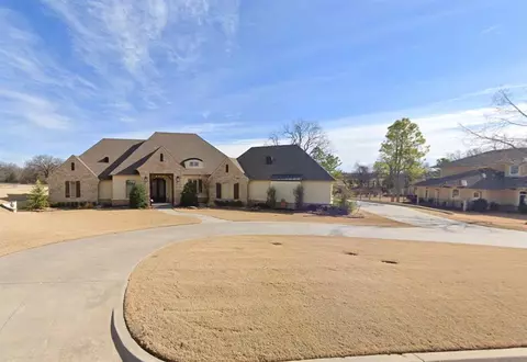 1105 Inverness Cir, Shawnee, OK 74801