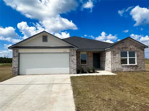 9826 Wildflower Dr, Shawnee, OK 74804