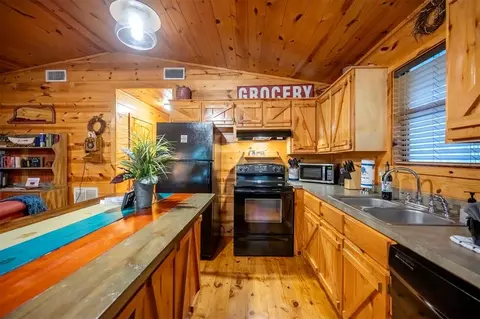 Kitchen - 320 Orca Rd, Broken Bow, OK 74728 photo 2 of 5