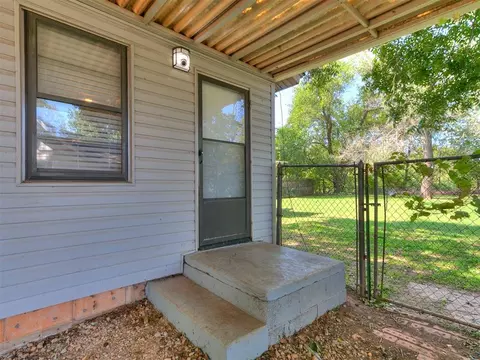 Exterior - 416 S 3rd St, Noble, OK 73068 photo 2 of 5