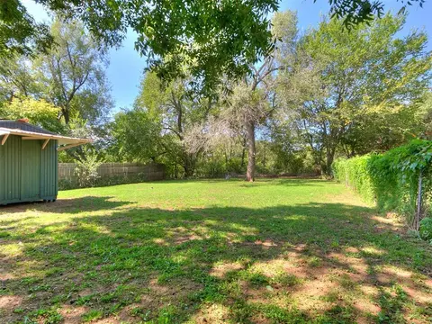 Exterior - 416 S 3rd St, Noble, OK 73068 photo 3 of 5