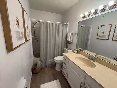 Bath - 416 S 3rd St, Noble, OK 73068 photo 2 of 2