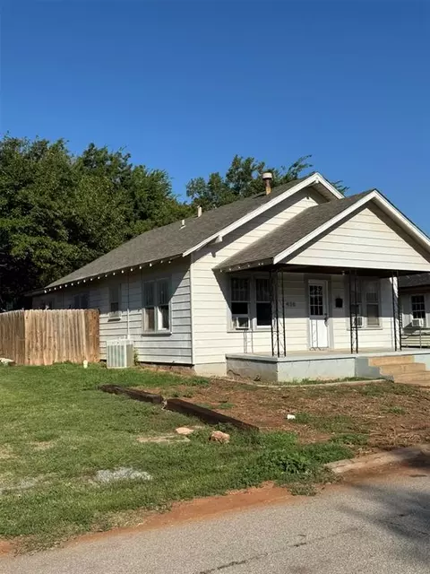 418 Wise Ave, Clinton, OK 73601 photo 24