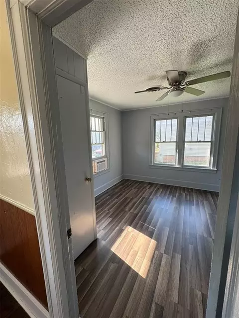 418 Wise Ave, Clinton, OK 73601 photo 4