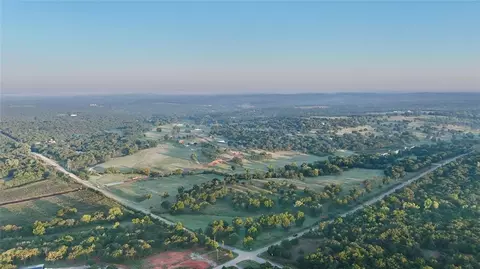 1 E Sorghum Mill Rd, Arcadia, OK 73007