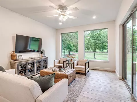 833 Whispering Trails Dr, Tuttle, OK 73089 photo 23