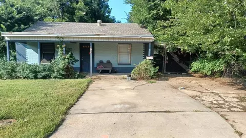 507 E Curtis Dr, Midwest City, OK 73110