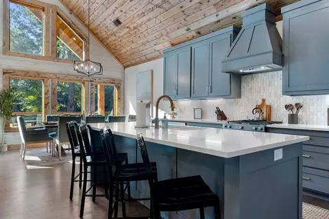 Kitchen - 74 Babbling Brook Trl, Broken Bow, OK 74728 photo 1 of 2