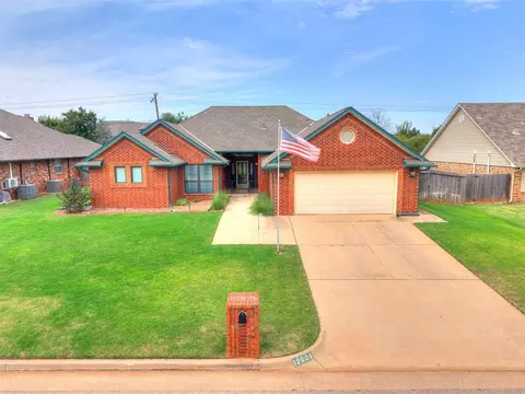 12009 Greenwick Dr, Oklahoma City, OK 73162