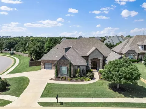 5301 Arch Bridge Ct, Edmond, OK 73034