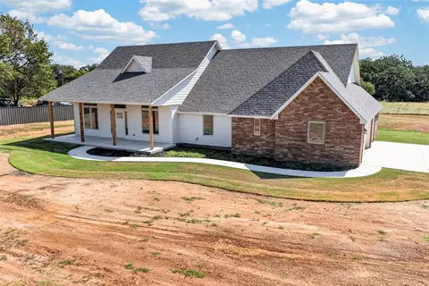9676 Bryan Rd, Shawnee, OK 74804